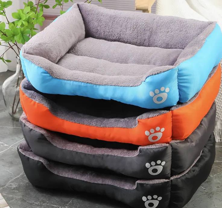 - Pet Bed M: 60x45cm/ពូកជ្រុងសារីថ្មី